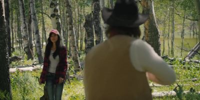 (BRANCHES BREAKING) - Yellowstone