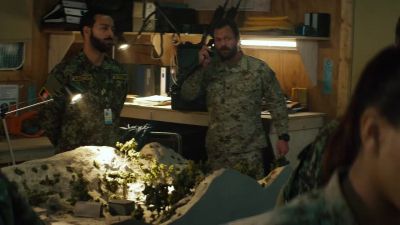 Bravo 1, this is TOC.
How are you with Rockford? - SEAL Team