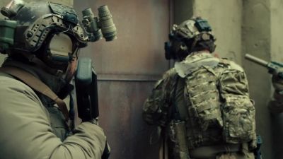 Bravo 1, we've got movement
coming towards you. - SEAL Team