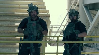 Bravo 4, this is 1.
Platform secured. - SEAL Team
