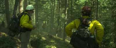 Bravo Squad,
watch that slope there! - Only the Brave