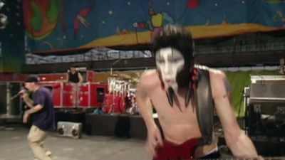 ♪ ("BREAK STUFF"
BY LIMP BIZKIT PLAYING) ♪ - Woodstock 99: Peace Love and Rage