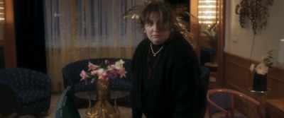 Breakfast is in the restaurant
from seven to ten o'clock. - Treasure
