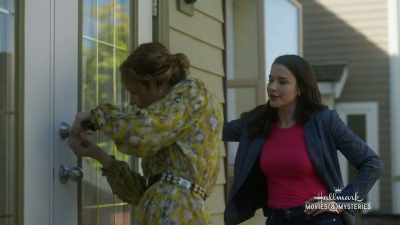 Breaking and entering
requires the intent - Nikki & Nora: Sister Sleuths
