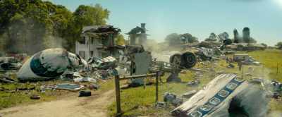REPORTER Breaking news at this hour A passenger jet has crashedin the small town of Brightburn KansasDetails are still coming inbut there are believed to be no survivorsamong the 268 passengers onboardInvestigators are not yet surewhat caused the plane to - Brightburn