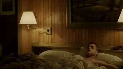 I need a hit. - Mr. Robot