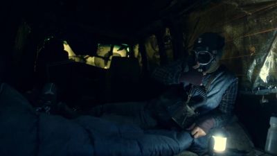 [Breathing heavily] - Fear the Walking Dead
