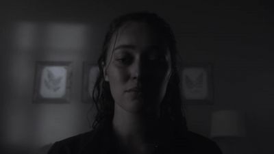 [Breathing heavily] - Fear the Walking Dead