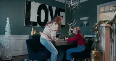 Bree, you're not
making any sense. - Christmas at Xander Point
