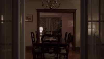 BRELAND:
Uh, just a sandwich. - The Americans