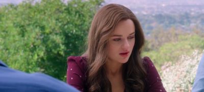 [BRESSLER SPEAKING IN GERMAN] - The Kissing Booth 2