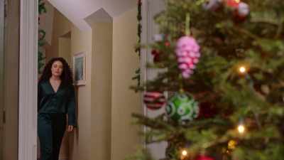 Brett, Kayley!
Get out of your beds! - Planes, Trains, and Christmas Trees