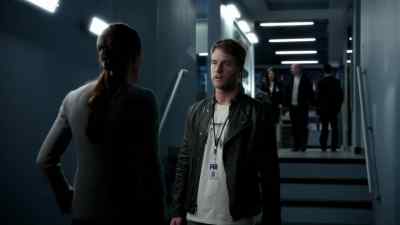 - Brian...
- Look, - Limitless