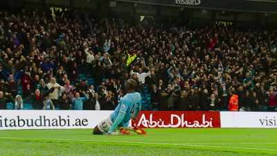[Brian] Those spectacular goals, - All or Nothing: Manchester City