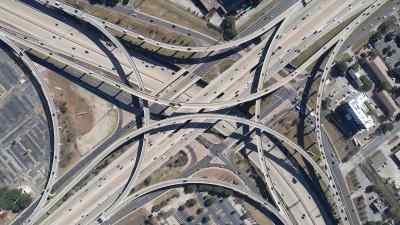 [Brian] When you look at
the highway from far above - American Highway