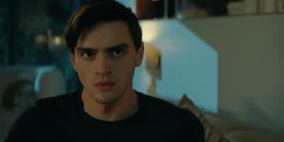 Briar, suelta a mi hijo. - Our Fault
