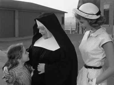 - Bridget White, Miss Paige.
- Hello. - Angels in the Outfield