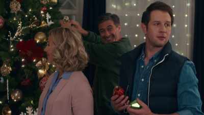(bright music continues) - A Maple Valley Christmas