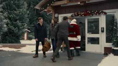 (bright music) - The Santa Class