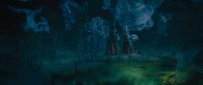 - Bring it to us. We must banish him now!
- Yeah. - Haunted Mansion