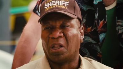 Bring me my legs - Piranha 3DD