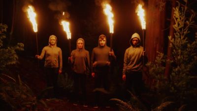 Bring on the bag. - Are You Afraid of the Dark?