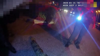 -Bring your other hand back.
-Sir, I'll do everything you say. - Killers: Caught on Camera
