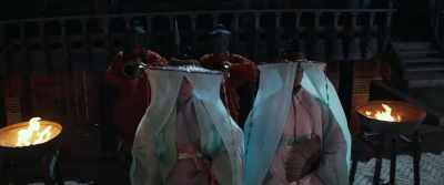 Bring us the contents of your - Alienoid