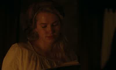 Bristeferdig av sukk......omgitt av tårer. - The Ugly Stepsister