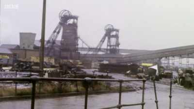 Britain was hugely dependent on coal for its electricity supplies - Back in Time for Dinner