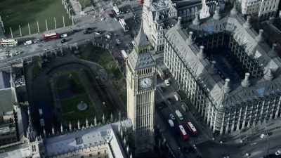 Britain's foremost authority
on governmental action on UFOs, Nick Pope, - Top Secret UFO Projects Declassified