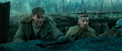 BRITISH OFFICER: Stay down! - Wonder Woman