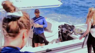 Brittini and Culver, can we
clean out this boat, please? - Below Deck Down Under