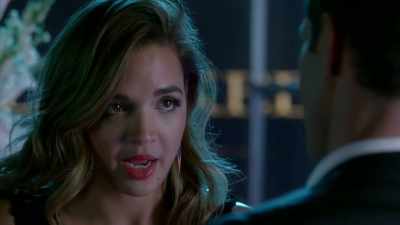 Brody, hi.
Look, nobody here knows that I... - Famous in Love