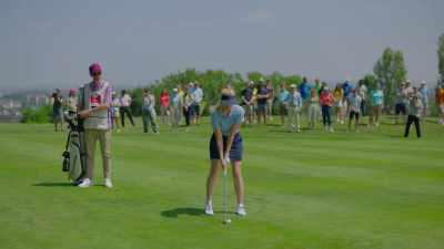 Brooke Bradshaw now
with her approach, - Love on the Right Course