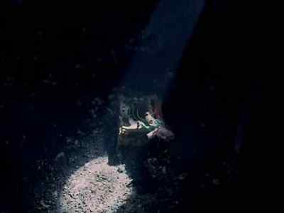 [Broots]
Who played with toys down here? - The Pretender