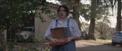 - Brought you lunch.
- Oh, I'm not that hungry - Aftertaste