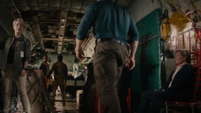 Brought you some tea. - NCIS: Hawai'i