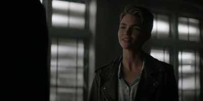 Brought you something to celebrate, - Batwoman