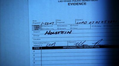 Brown.
Hey, Warrick, it's Nick. - CSI: Crime Scene Investigation