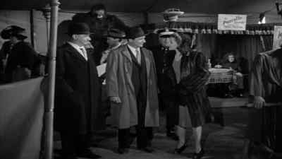 Brr! I'm all over goose pimples. - House of Frankenstein