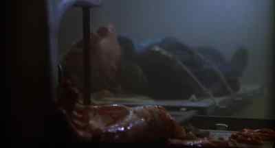 Bruce! Help! - Motel Hell