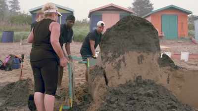 [bruce] I wasn't expecting
to see such a clean deposit - Race Against The Tide