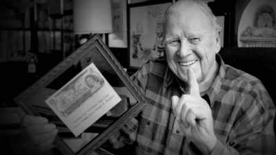 [Brunt] Harold was,
you know, of a different class. - Offside: The Harold Ballard Story