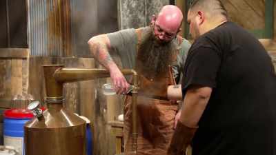 [bryan]  I've never seen
 anybody do that before. - Moonshiners: Master Distiller