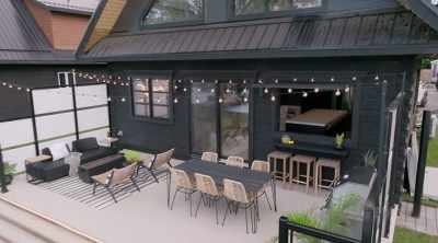 Bryan: That awning window
in the kitchen - Renovation Resort