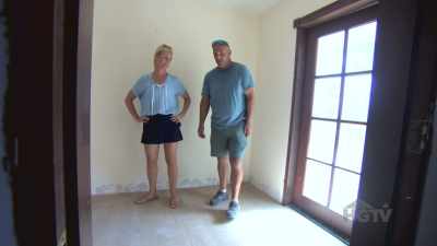 Bryan: The hardwood is down, - Island of Bryan