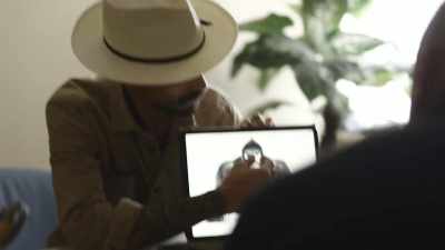 -[Bryce] That looks like
what you saw, Rob?
-Yeah, wow. - Expedition Bigfoot