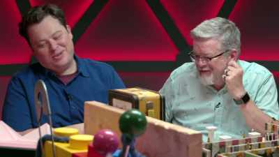 - Buddy, let's keep going.
- Let's find Garthy. - Dimension 20