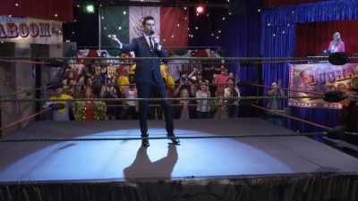 Buenos días and welcome to Lucha Kaboom! - Fuller House